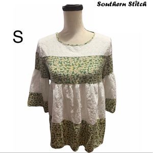 Southern Stitch Eyelet Daisy Springy Blouse Top Small Mixed Print